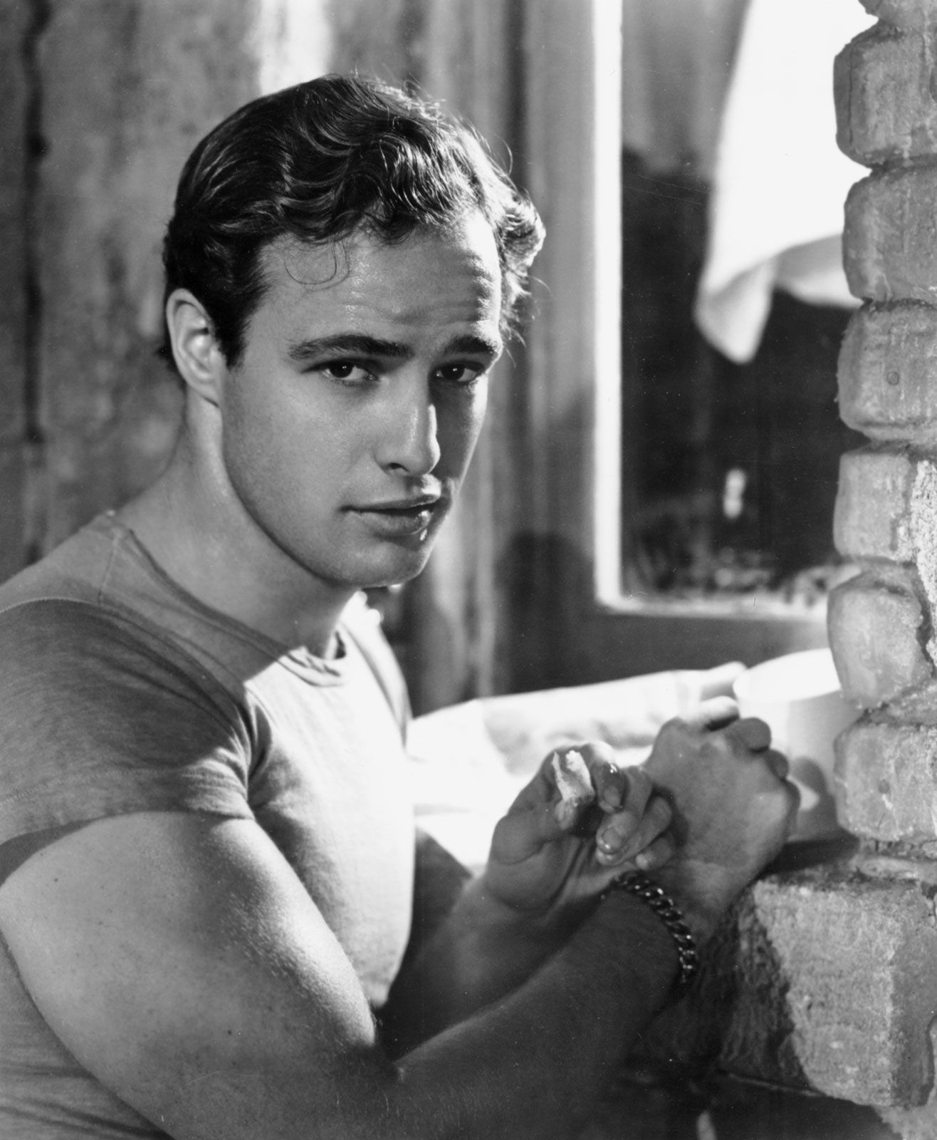 Marlon Brando.jpg|300